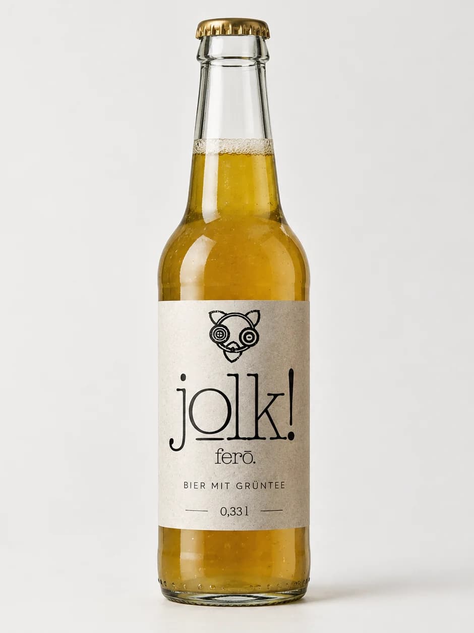 Flasche julk! ferō. – Bier mit Grüntee, 0,33 l, Klarglas mit Kronkorken